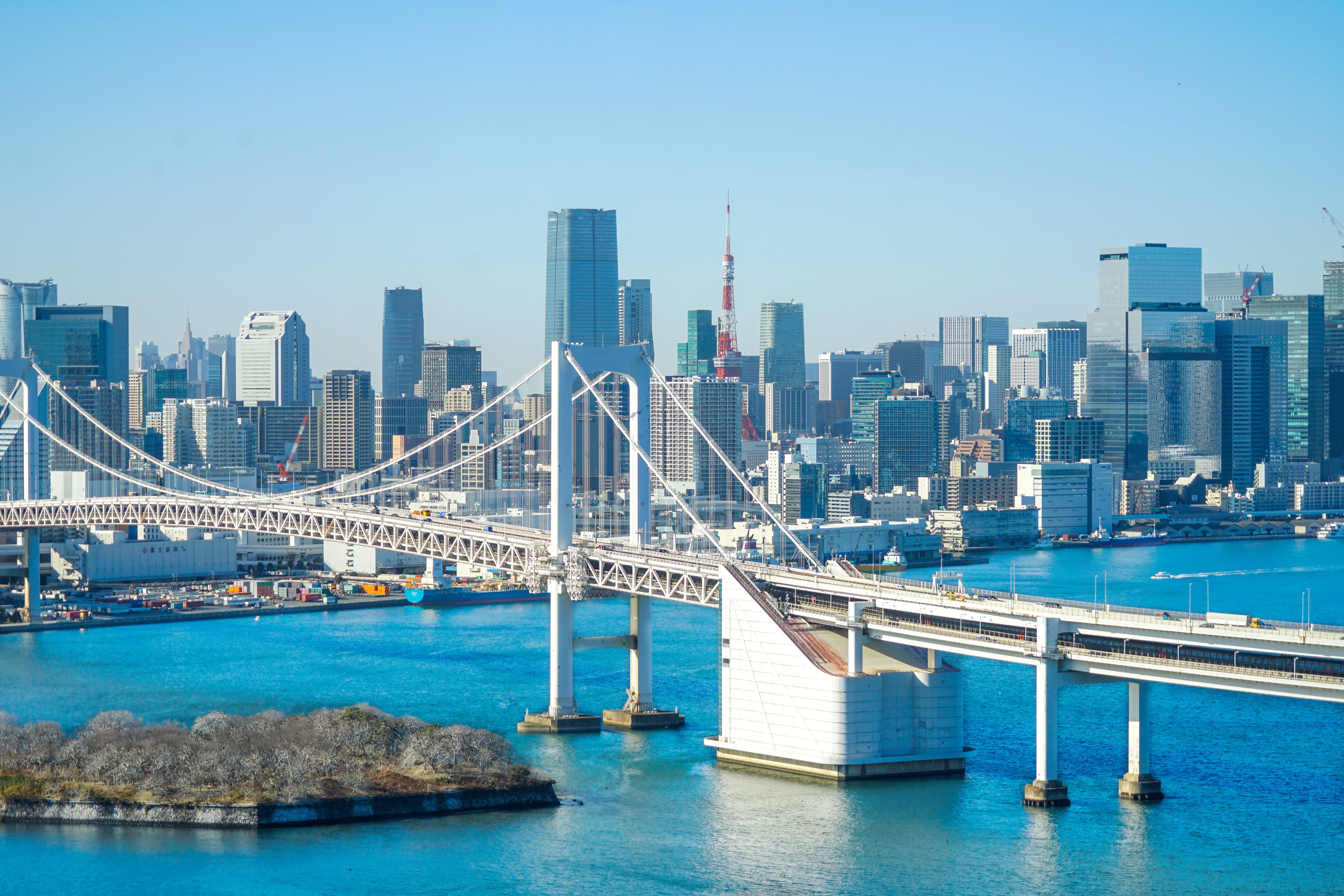 都市の高層ビル群